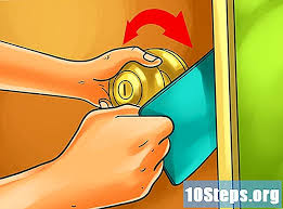Cara membuka kunci pintu rumah yang hilang kuncinya подробнее. Cara Membuka Pintu Dengan Pisau 6 Langkah Dengan Gambar Tips 2021