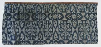 Fragment Of Blue And White Silk Fabric Spain 14th 15th Century Stoffmuster