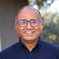 Sean Mccavana's Instagram, Twitter & Facebook