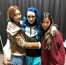 K/da ahri, k/da evelynn, k/da kai'sa, and k/da akali take the world stage with their debut single. Miyeon Soyeon With Jaira Burns Instagram Official G I Dle Kpop Girls G I Dle Kpop Girl Groups