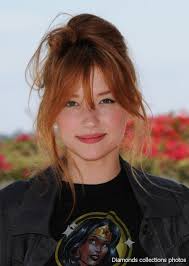 Red Hair Hazel Eyes Google Search Cabello Con Flequillo Color De Pelo Cobrizo Cabello Rojo Hermoso