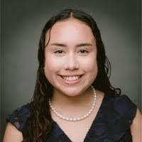 Regina Graves's Instagram, Twitter & Facebook