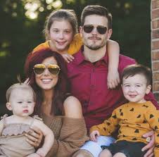 Fanpop community fan club for chelsea houska fans to share, discover content and connect with other fans of chelsea houska. Chelsea Houska Hiding A Baby Bump Pregnant With Fourth Child The Hollywood Gossip