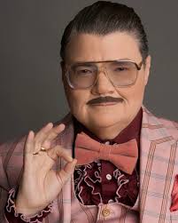 Somebody, Somewhere is one of my all-time favorite shows, thanks to the  incredibly talented and lovable cast, led by the fabulous @bridgeteverett .  I was deliriously excited to interview Bridget for @papermagazine