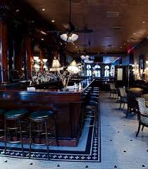 A Cocktail Expert S Guide To Drinking In New Orleans New Orleans Bars Cool Bars French 75