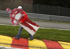 Michael schumacher befindet sich tatsächlich in der aufwachphase. Doctors Bringing F1 Racer Schumacher Out Of Coma Marketwatch