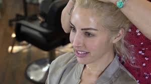 HAIRSTYLIST — FiFi + Mo