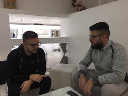 Fiocco rosa per andrea sannino e la moglie marinella marigliano. Internapoli Intervista Andrea Sannino Lucio Dalla Come Maradona Cosi E Nata Abbracciame