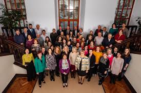 Wikimedia commons ile ilgili medyaya sahiptir samuel von brukenthal ulusal koleji, sibiu. Kollegium Colegiul National Samuel Von Brukenthal