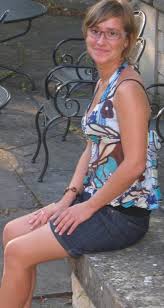 Stéphanie AGNES, 46 ans (PARIS, NANTES, SURESNES)