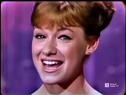 Janet Lennon's Instagram, Twitter & Facebook