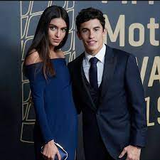 350,100 likes · 42,956 talking about this. Marc Marquez Freundin Sie Ist Die Neue Flamme Von Motorrad Champ Rossi Krone At Welcome To The New Official Website Of Marc Marquez Alanae Orchid