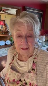 Boiling Chicken-, www.yallsweettea.com Chicken Bone marrow-tender and good  for you., Y'all Sweet Tea, #yallsweettea, #yallsweetteapartner,  #CookingwithBrendaGantt