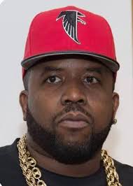 Who's music do you listen to the most mjG Limp Linl-yle Tighe !!