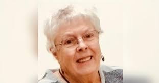 Dana Reisner's Instagram, Twitter & Facebook