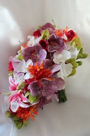 Dramatic, bold, and beautiful, stargazer lilies are the floral celebrity. Stargazer Lily Order Silk Wedding Flowers Online Love Is Blooming Blog Silk Wedding Flowers And Bouquets Online Love Is Blooming