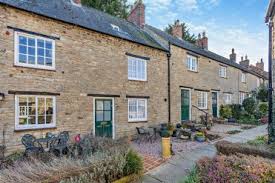 Sharon Harrop, Property Consultant from Woodford & Co Oundle office