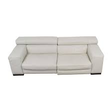 Natuzzi italia is the product line that has become a showcase for the quality of italian creativity and craftsmanship, the jewel in the crown of the natuzzi group natuzzi italia creates sofas, armchairs, dining tables, beds, other furniture and accessories, with the contribution of internationally renowned. 90 Off Natuzzi Natuzzi White Leather Sofa Sofas