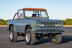 1972 Early Ford Bronco Velocity Restorations In 2020 Ford Bronco Classic Ford Broncos Ford