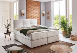 Das bett kann frei im raum stehen oder mit dem kopfteil an der wand. Grune Betten Boxspringbett Alina Mit Tonnentaschenfederkern Matratze 100 Vegan Online Kaufen Otto