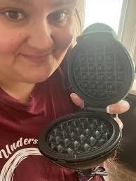 Do you make waffle bowls with a Dash Mini?