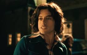 Robot star rami malek will play freddie mercury in the upcoming queen movie, bohemian rhapsody. Bohemian Rhapsody Official Trailer Rami Malek Is Freddie Mercury Indiewire