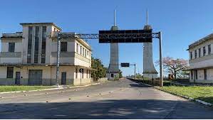 Nesse video, do tipo camera onboard, mostro a ponte que liga as cidades de uruguaiana, no brasil e. Argentina Fecha Fronteira Entre Uruguaiana E Paso De Los Libres Para Transportadores Internacionais Durante A Manha Rio Grande Do Sul G1