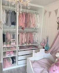 Pax kleiderschränken lässt sich kleidung bestens organisieren und bei kombinationen ohne türen siehst du immer auf einen blick was du hast. Kleiderschrank Fur Kinder