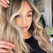 How beautiful are these lashes!!! ♥️❤️ Happy birthday Gemma Phippen Have a  great day!! 🎂🎂♥️