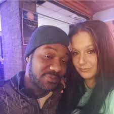 Where are the pictures of everything around town?