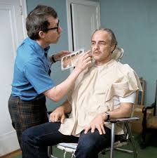 Brando's performance as vito corleone, the don, in the godfather (1972), francis ford coppola's adaptation of mario brando scored enthusiastic reviews for his caricature of his vito corleone role as carmine sabatini in 1990's the freshman. New Beverly Cinema On Twitter Legendary Makeup Artist Dick Smith Transforming Marlon Brando Into Don Corleone For The Godfather