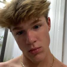 Maison (@maison.stanley)