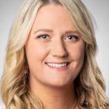 Jennifer Lampert's Instagram, Twitter & Facebook