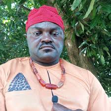 His taking Oath of Office as member State House of Assembly, today being  10th of June 2019. Together he will do exploit. Awgu South Constituency  Celebrate with him. #JOC.