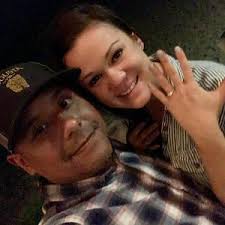 Amanda Porterfield and Jake Medina's Wedding Registry