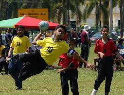Hiburan sensasi, gaya hidup moden, trending dan viral, semuanya terdapat di mstar kerana kami tahu, itulah yang anda mahukan. Sukan Bola Baling Bawah 10 Tahun