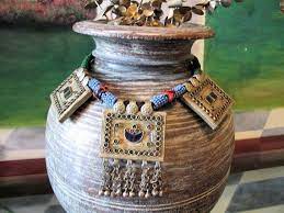 # spins the wheel of fortune wheel to give a random prize. Vintage Gourd Vase From India With Afghanistan Necklace Adornment Rustic Vase Silk Route Elephant Tapestry