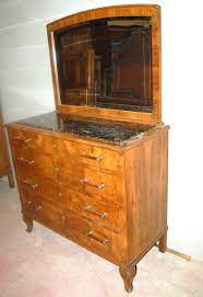Il Grifo E La Fenice Antiquariato Italiano E Francese Dell 800 Mobili D Epoca Antiquariato Specchi