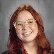 Colleen Muench's Instagram, Twitter & Facebook