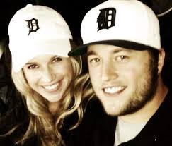 Turhautuminen ei ole näkynyt hänen pelaamisessaan, ja nyt hän saa ansaitun palkinnon. Lions Quarterback Matthew Stafford S Girlfriend Questions Booing Fans On Twitter Bad Idea