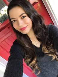 Miranda Cosgrove