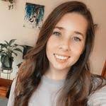 Alexis Vandruff's Instagram, Twitter & Facebook