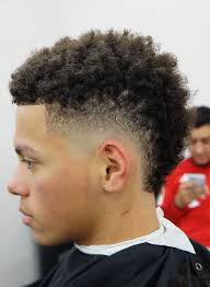Haircuts For Men With Curly Hair 2019 Curly Hair Styles Curly Hair Men Hairstyles Haircuts