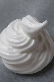 La Petite Meringue A La Francaise Inratable Meringue Petite Meringue Recette Meringue Facile