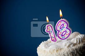 Geburtstag nehmen die neuen ob du ein paar schöne zeilen schreibst, einen köstlichen kuchen zauberst, oder was hübsches bastelst. Kuchen Geburtstagstorte Mit Kerzen Zum 18 Geburtstag Leinwandbilder Bilder Achtzehnte 18 Zuckerguss Myloview De