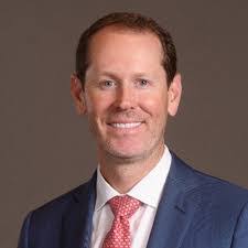 Kellie Estes's Instagram, Twitter & Facebook