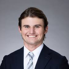 Real Estate Risk Profiles: Theory vs. Practice