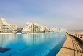 The enormous crystalline water pool of san alfonso del mar measures over one kilometer in length. Meine Reise Nach San Alfonso Del Mar Zum Grossten Pool Der Welt