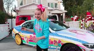 View this photo on instagram instagram.com. Jojo Siwa Gave A Tour Of Her New Bedroom And Now I Feel Like I Have 4 Cavities And Need A Root Canal