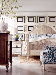 Mixing Wood Tones Is Ok In Any Room Contrasting Dark And Light Is Easiest Coastal Style Bedroom Bedroom Design Coastal Bedroom